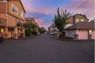 595 NW Lost Springs Ter #303, Portland, OR 97229 - Photo 37