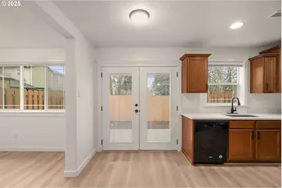 14553 SE Rhine St, Portland, OR 97236 - Photo 11