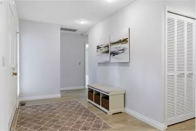 32400 SW Arbor Lake Dr, Wilsonville, OR 97070 - Photo 5