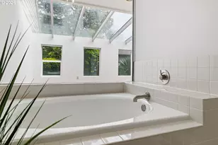 32400 SW Arbor Lake Dr, Wilsonville, OR 97070 - Photo 27