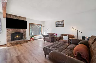22470 SE Naomi Dr, Damascus, OR 97089 - Photo 5