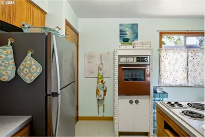 7207 N Albina Ave, Portland, OR 97217 - Photo 9