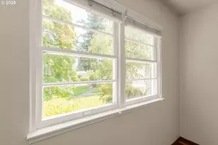 6918 NE Hancock St, Portland, OR 97213 - Photo 17