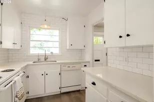 6918 NE Hancock St, Portland, OR 97213 - Photo 11