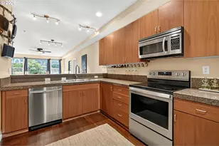 8712 N Decatur St, Portland, OR 97203 - Photo 17