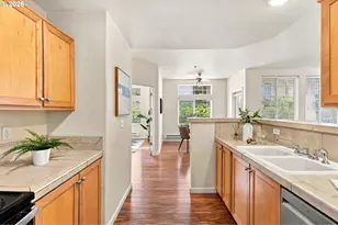 1831 NE 101st Ave, Hillsboro, OR 97006 - Photo 13
