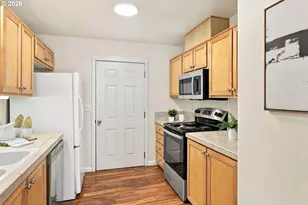 1831 NE 101st Ave, Hillsboro, OR 97006 - Photo 11