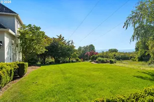 14405 NW Valley View Ln, Portland, OR 97231 - Photo 35