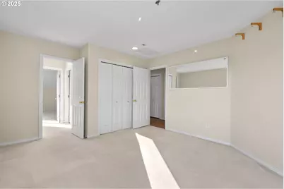 14405 NW Valley View Ln, Portland, OR 97231 - Photo 21