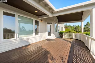 14405 NW Valley View Ln, Portland, OR 97231 - Photo 33