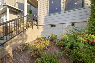 17322 SE Crossroads Ave, Happy Valley, OR 97089 - Photo 5