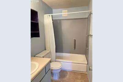 1260 10th St #23, Florence, OR 97439 - Photo 9