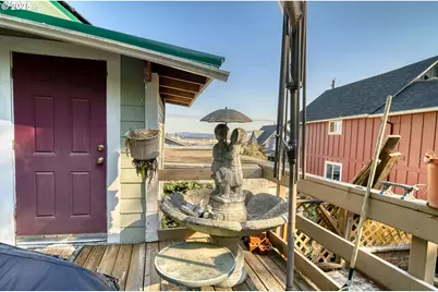 324 W F St, Rainier, OR 97048 - Photo 23