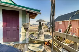 324 W F St, Rainier, OR 97048 - Photo 23