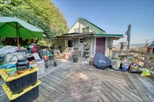 324 W F St, Rainier, OR 97048 - Photo 21