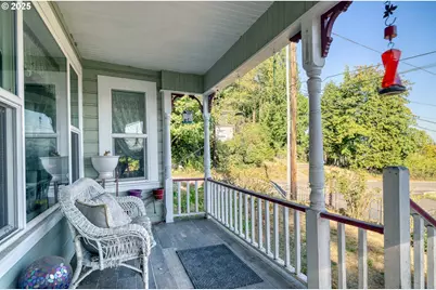 324 W F St, Rainier, OR 97048 - Photo 7
