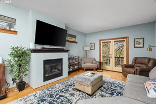 5047 SW View Point Terrace, Portland, OR 97239 - Photo 13