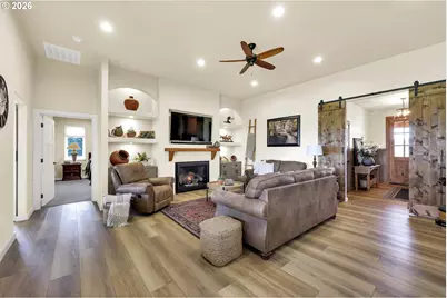 95079 Toftdahl, Junction City, OR 97448 - Photo 9