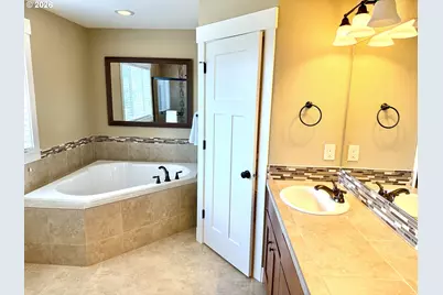 10505 NE 155th Ave, Vancouver, WA 98682 - Photo 19