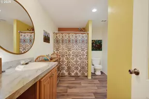 52604 E Sylvan Dr, Sandy, OR 97055 - Photo 23