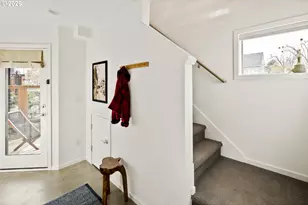 1242 N Morgan St, Portland, OR 97217 - Photo 5