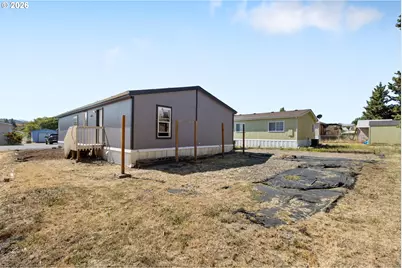 231 Owyhee Ln, Roseburg, OR 97471 - Photo 39