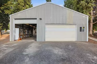 15045 Quall Rd, Silverton, OR 97381 - Photo 37