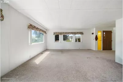 77500 S 6th St #A011, Cottage Grove, OR 97424 - Photo 17