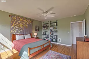 2025 SE Caruthers St, Portland, OR 97214 - Photo 15