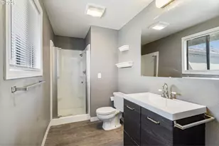 461 NE 16th Ave, Hillsboro, OR 97124 - Photo 21