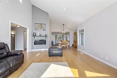 461 NE 16th Ave, Hillsboro, OR 97124 - Photo 5