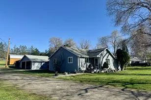 1107 Jasper St, Cove, OR 97824 - Photo 1