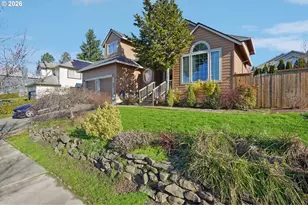 800 SE Greenway Dr, Gresham, OR 97080 - Photo 3