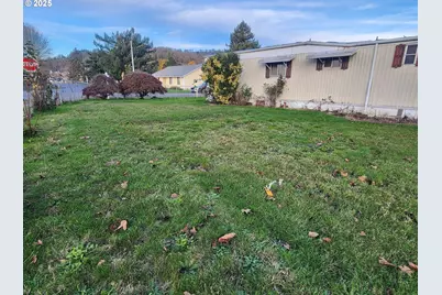 403 Rosedell St, Amity, OR 97101 - Photo 5
