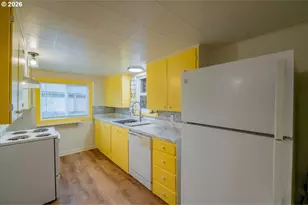 805/815 4th Ave, Sweet Home, OR 97386 - Photo 7
