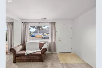 9801 SE Pardee St, Portland, OR 97266 - Photo 7