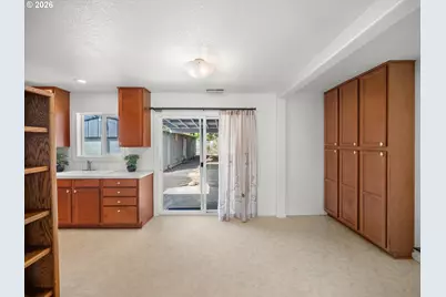 9801 SE Pardee St, Portland, OR 97266 - Photo 25