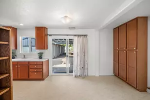 9801 SE Pardee St, Portland, OR 97266 - Photo 25