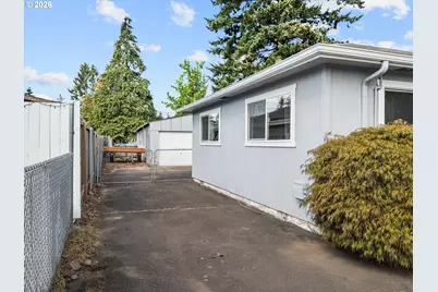 9801 SE Pardee St, Portland, OR 97266 - Photo 39