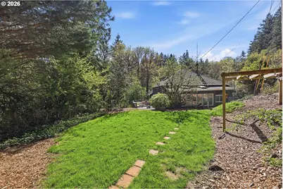 100 NW Pittock Ave, Portland, OR 97210 - Photo 41