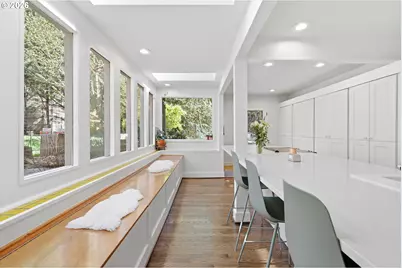 100 NW Pittock Ave, Portland, OR 97210 - Photo 11