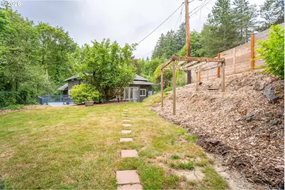 100 NW Pittock Ave, Portland, OR 97210 - Photo 39