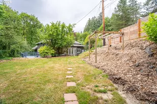 100 NW Pittock Ave, Portland, OR 97210 - Photo 39