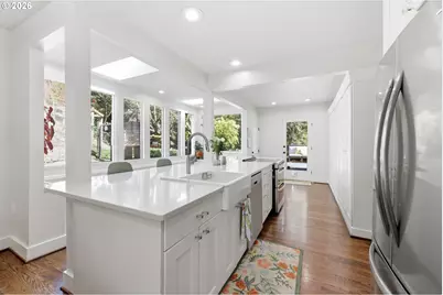 100 NW Pittock Ave, Portland, OR 97210 - Photo 13