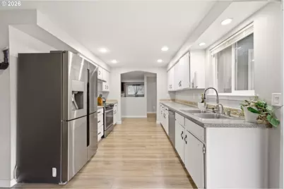 1302 Bloyd St, Kelso, WA 98626 - Photo 15