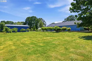 23420 NE Hyland Dr, Newberg, OR 97132 - Photo 39
