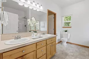 23420 NE Hyland Dr, Newberg, OR 97132 - Photo 17