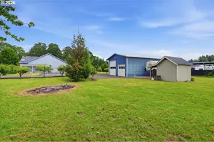 23420 NE Hyland Dr, Newberg, OR 97132 - Photo 3