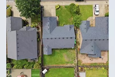 1070 Prairie Meadows Ave, Junction City, OR 97448 - Photo 27