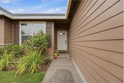 1070 Prairie Meadows Ave, Junction City, OR 97448 - Photo 3